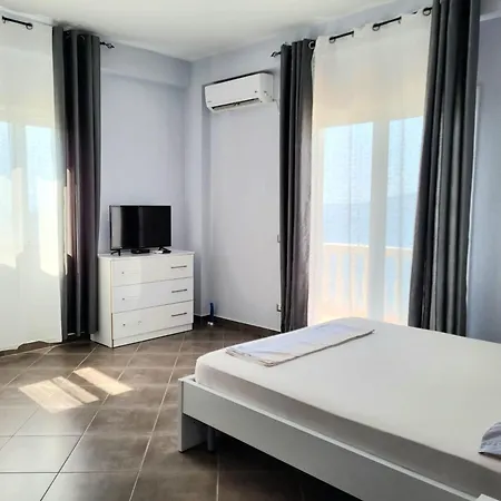 Jasmine Seaview * Sarandë