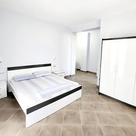 Jasmine Seaview Apartment *