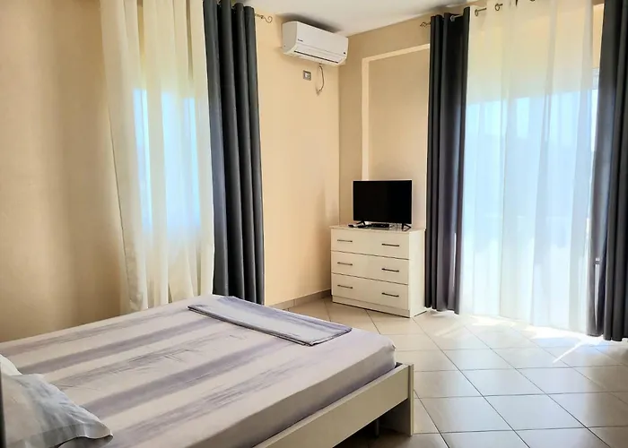 Jasmine Seaview * Sarandë